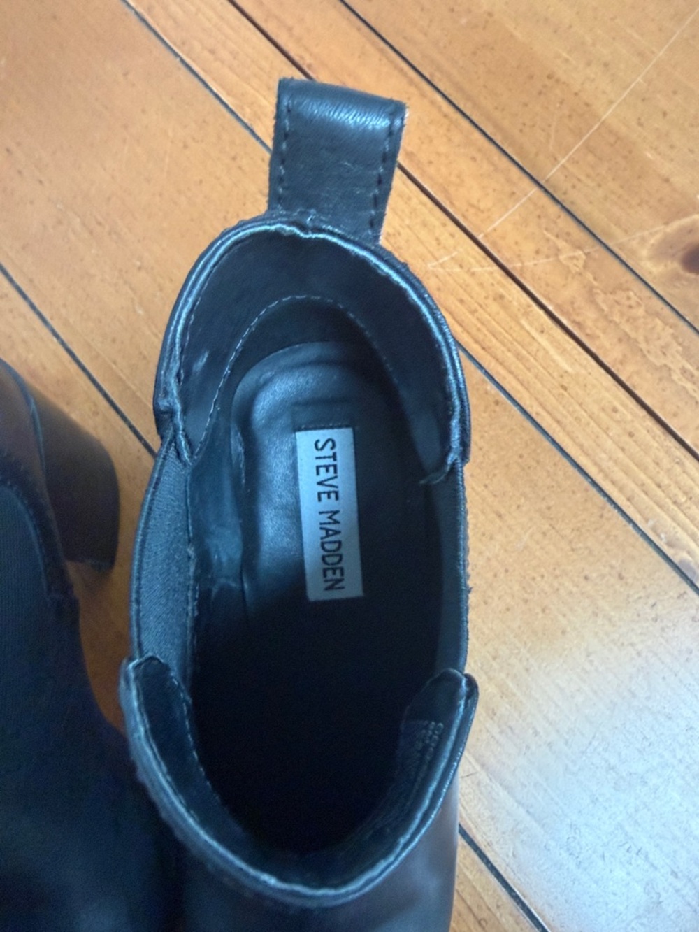 Steve Madden Black Pointed Toe Leather Ankle Booties - Picture 6 of 7